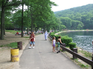 Appalachian Trail Bear Mountain State Park, Hessian Lake (41.314527, -73.990045) Appalachian Trail Bear Mountain State Park, Hessian Lake (41.314527, -73.990045)